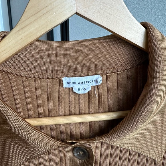 Good American Camel Ribbed Knit Top - Picture 1 of 3